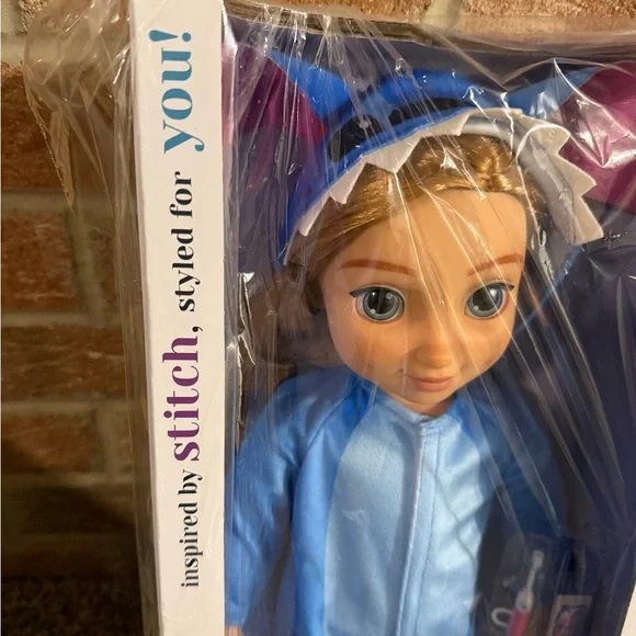 NEW Disney ILY 18” STITCH Doll in Blue Sleepwear VHTF STRAWBERRY BLONDE GIRL - Picture 4 of 9